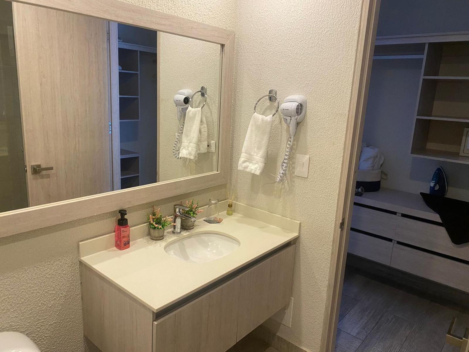 Dominique Cartagena, Beautiful 2 Bedroom Apartment Ngoại thất bức ảnh